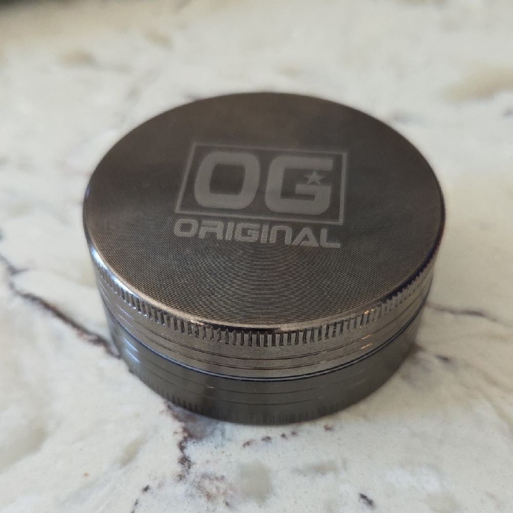 Grinder ✨️5/$30